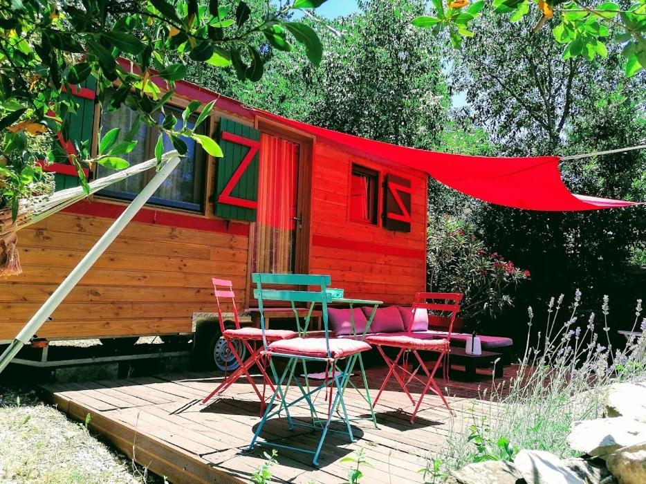 Nimes En Garrigues Bed & Breakfast Exterior photo